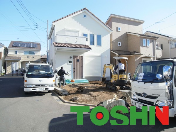 里村工務店のおしゃれな外構　土工事編　神奈川県　