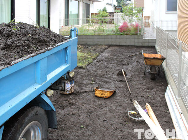 雑草の手間かかからないお庭　施工開始　相模原市