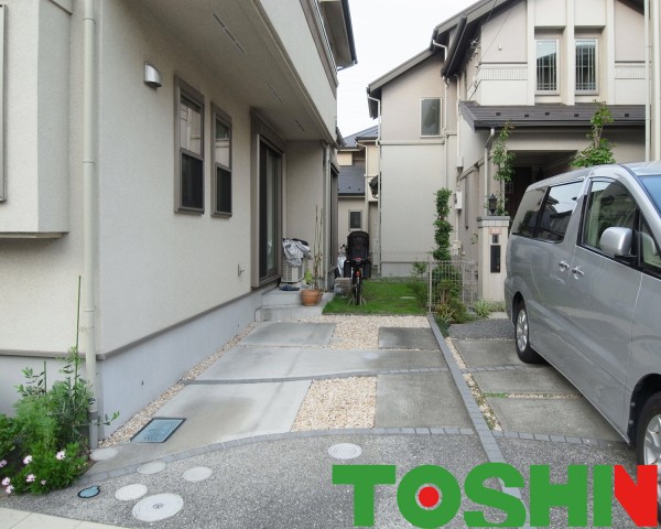 濡れずに送り迎えできる自転車置き場 相模原市でエクステリア 外構工事なら東神ハウス